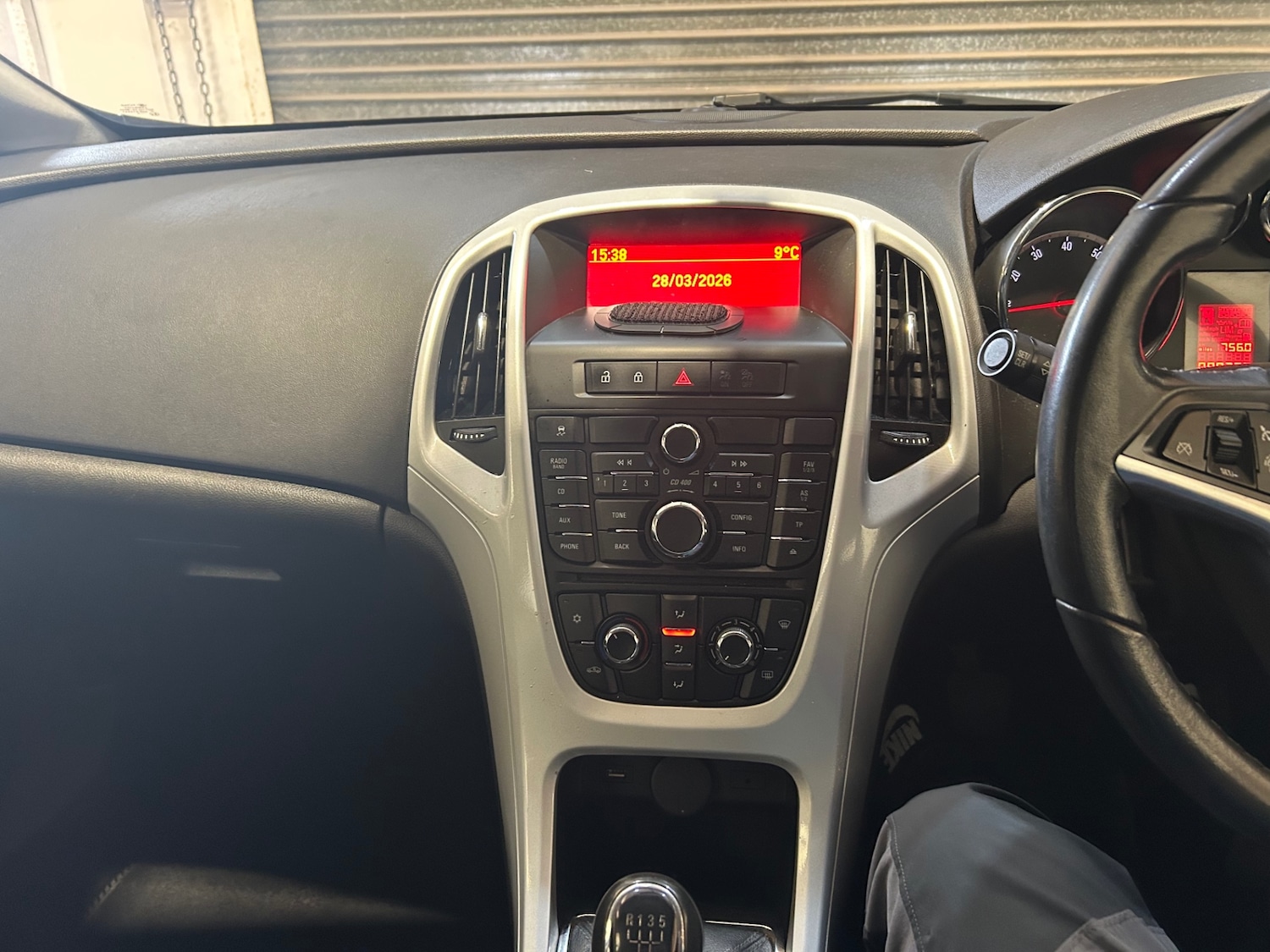 Used Vauxhall Astra 2013 for sale - 78045401: Photo 13