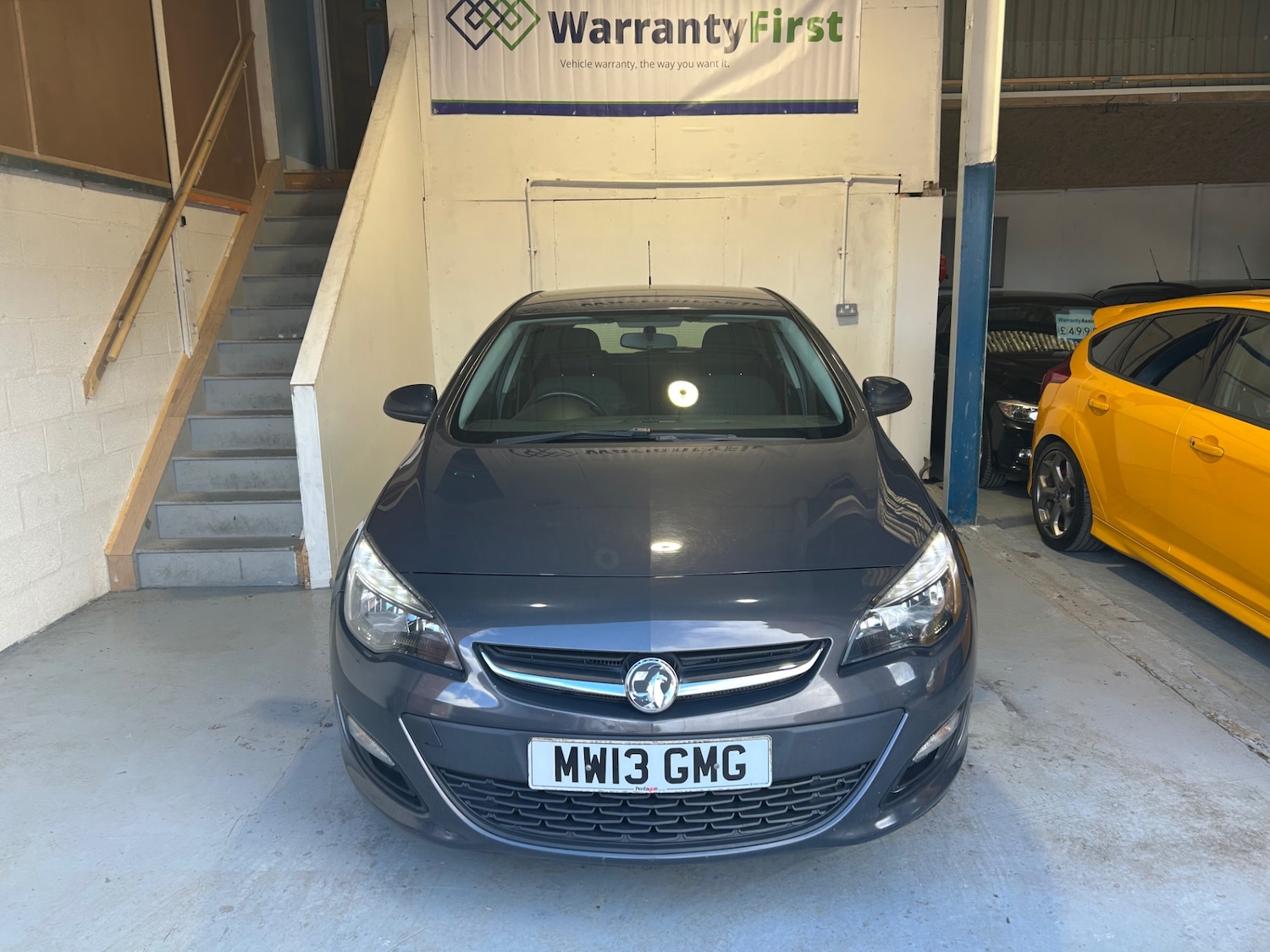 Used Vauxhall Astra 2013 for sale - 78045401: Photo 3