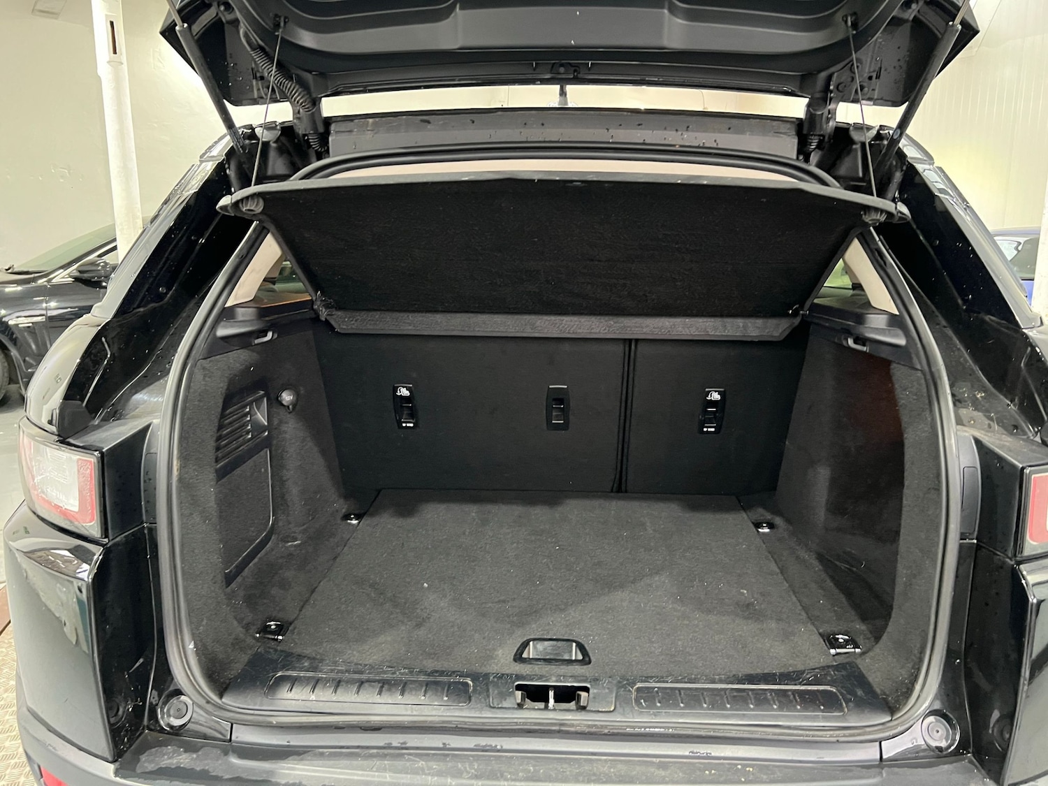 Vehicle 43