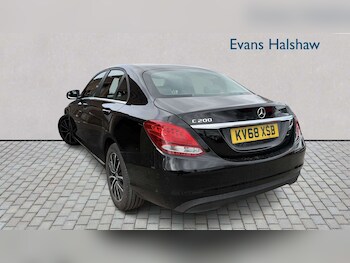 Used Mercedes-Benz C Class 2018 for sale - 77928670: Photo