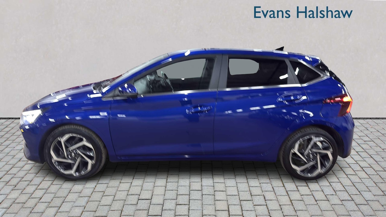 Used Hyundai i20 2023 for sale - 78077037: Photo 2