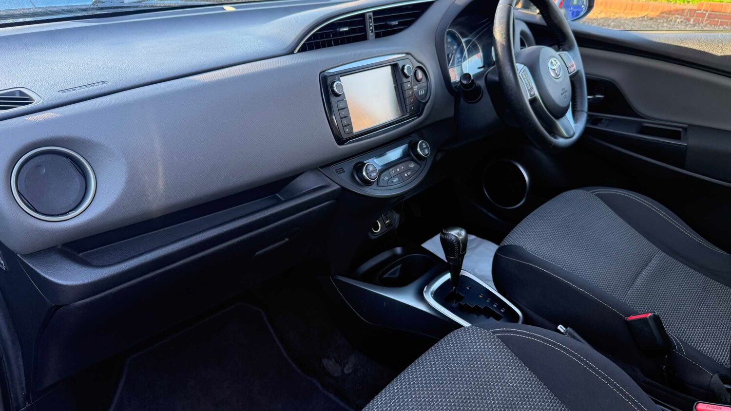 Used Toyota Yaris for sale - 77858853: Photo 13