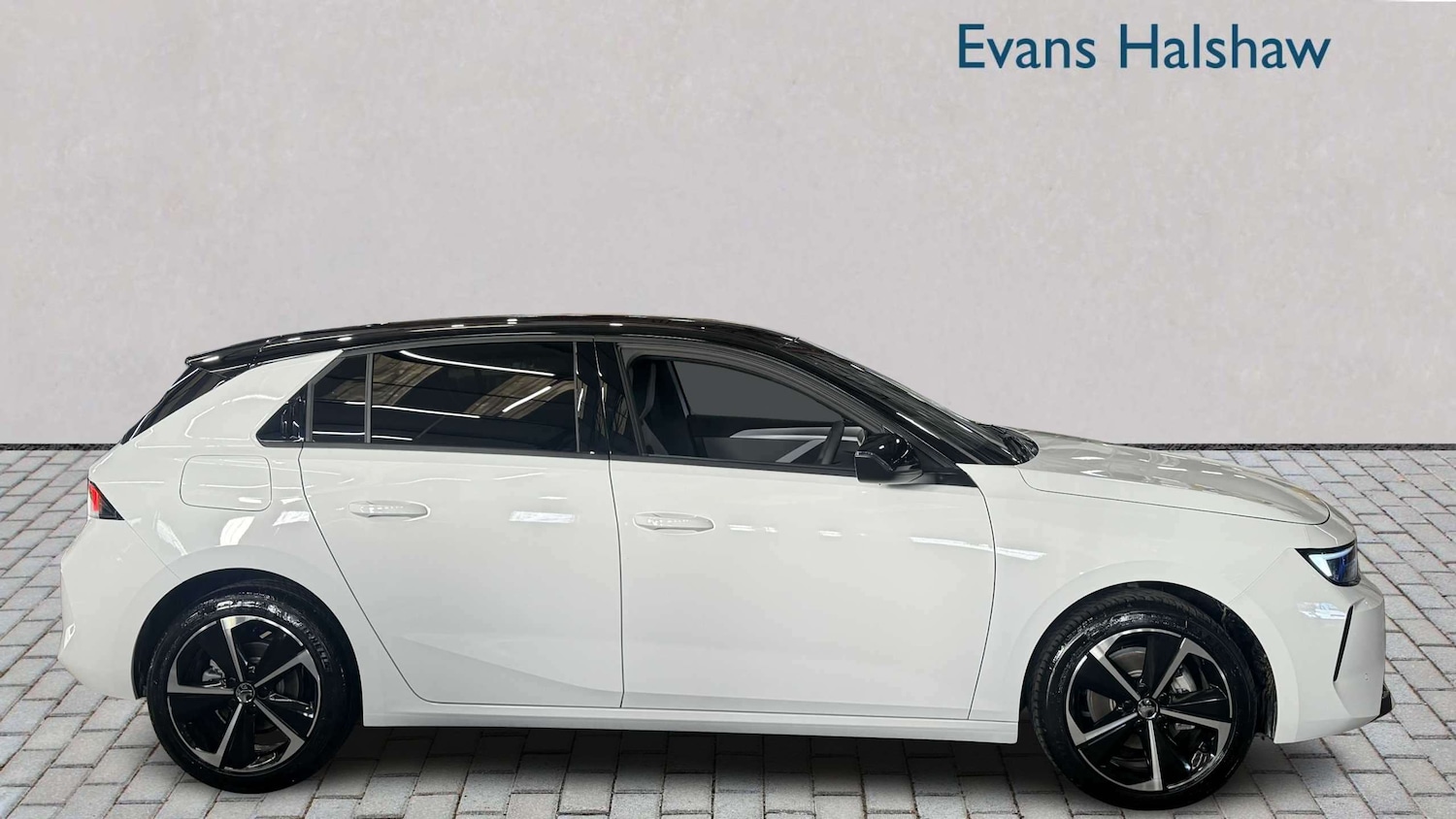 Used Vauxhall Astra for sale - 77859788: Photo 5