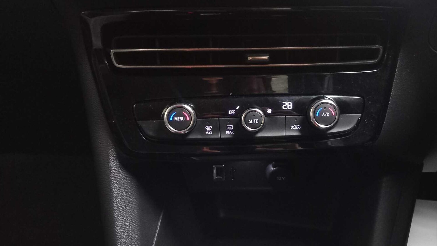 Used Vauxhall Mokka 2024 for sale - 77928521: Photo 24