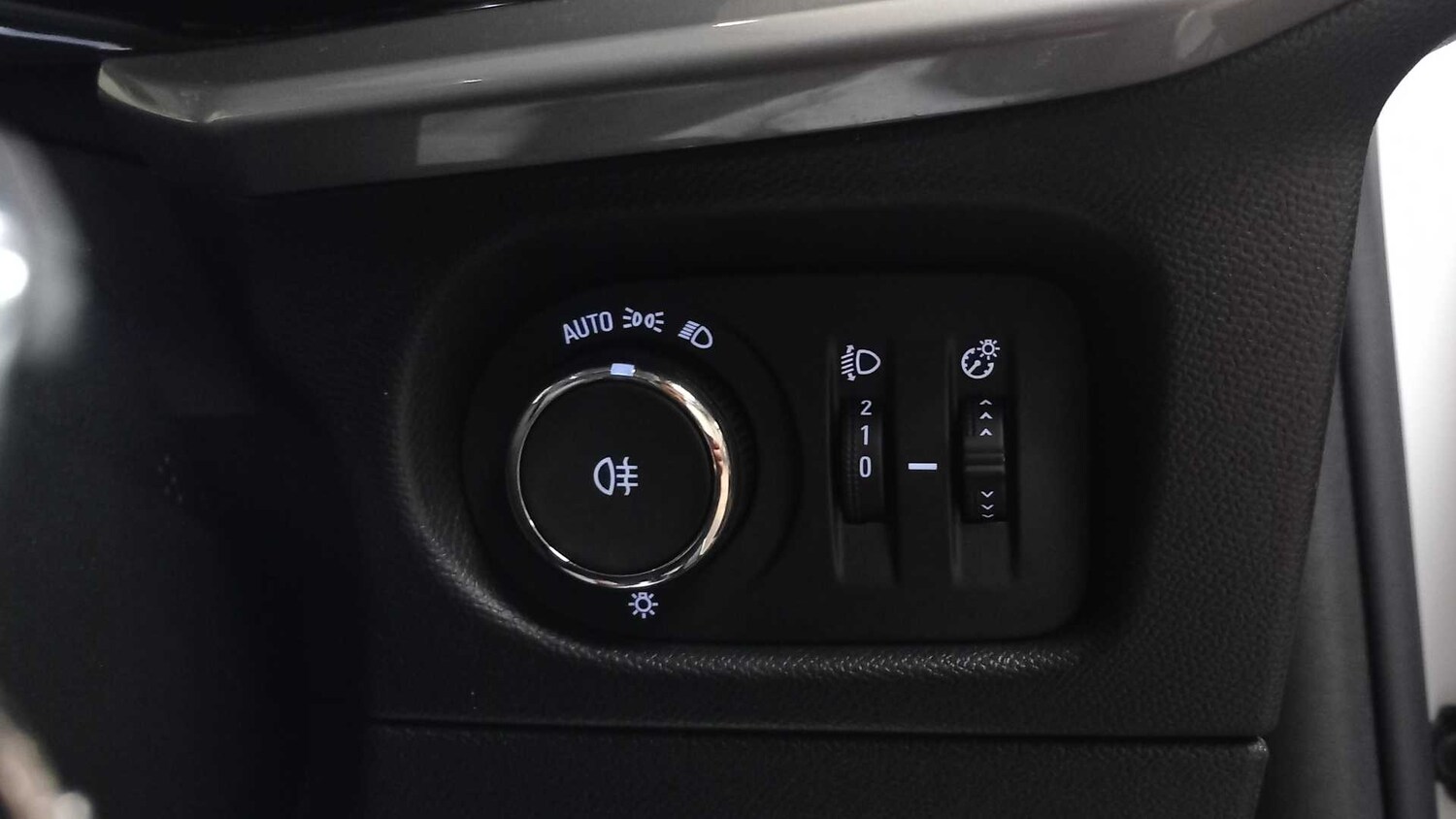 Used Vauxhall Mokka 2024 for sale - 77928521: Photo 28