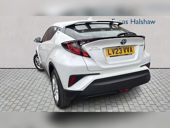 Used Toyota C-HR 2023 for sale - 79251268: Photo