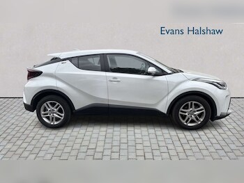 Used Toyota C-HR 2023 for sale - 79251268: Photo