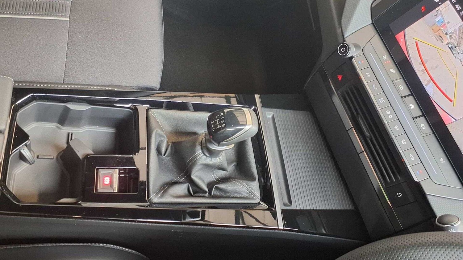 Used Vauxhall Astra for sale - 77859016: Photo 25