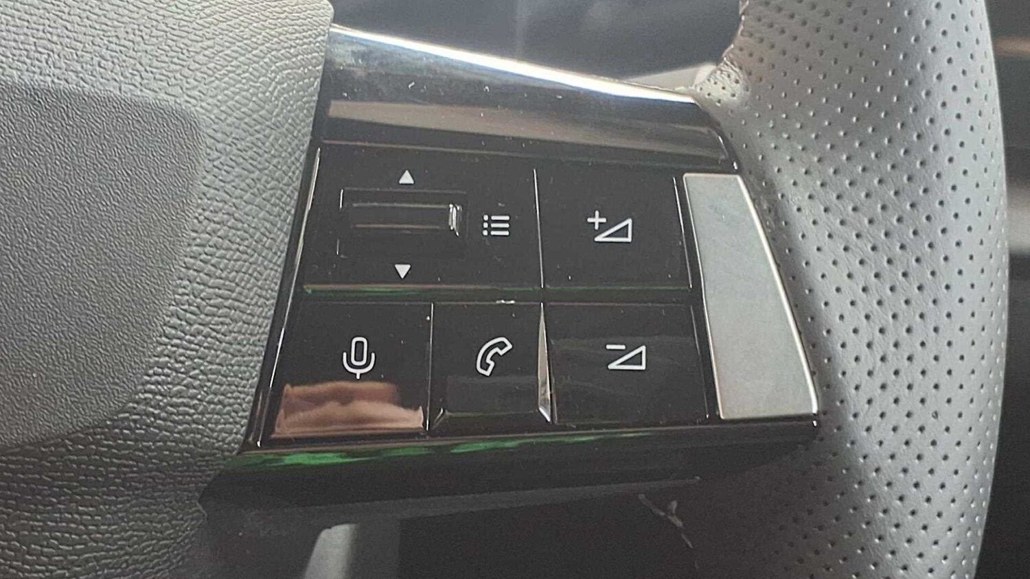 Used Vauxhall Astra for sale - 77859016: Photo 27