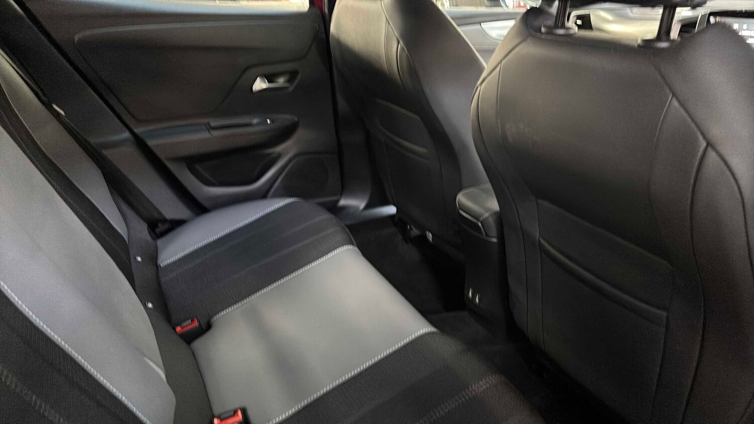 Used Vauxhall Mokka for sale - 77858144: Photo 12