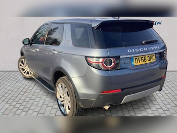 Used Land Rover Discovery Sport 2018 for sale - 77960684: Photo