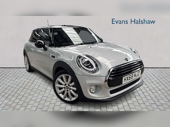 Used MINI Hatch 2019 for sale - 78834921: Photo