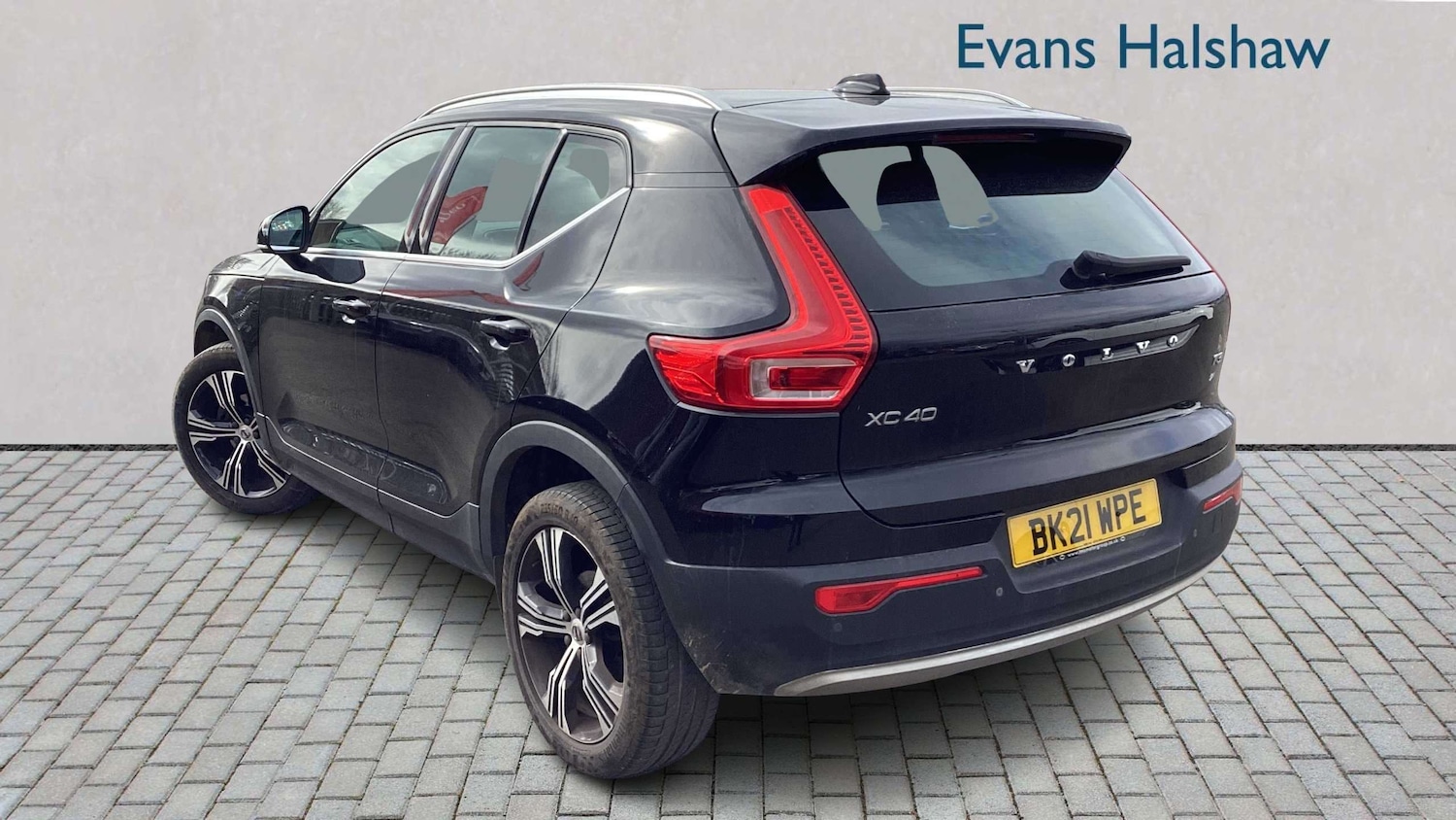 Used Volvo XC40 2021 for sale - 77859548: Photo 3