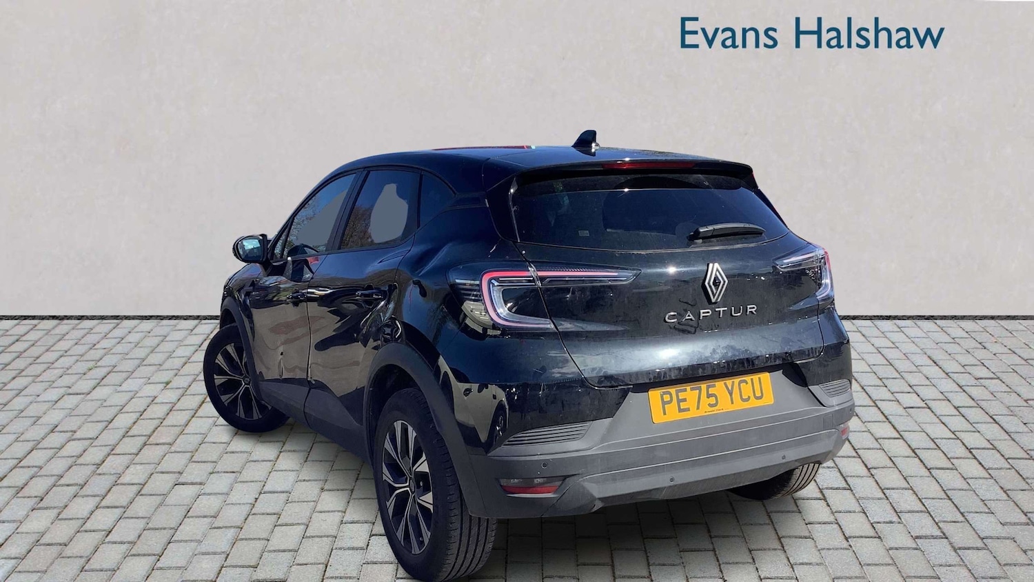 Used Renault Captur 2025 for sale - 78037729: Photo 2