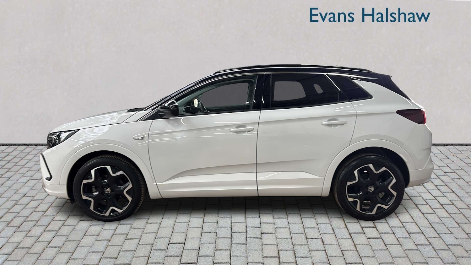 Used Vauxhall Grandland for sale - 77857810: Photo 3