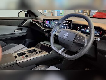 Used Vauxhall Grandland 2024 for sale - 77856855: Photo