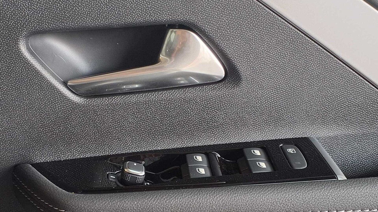 Used Vauxhall Astra for sale - 77862103: Photo 28