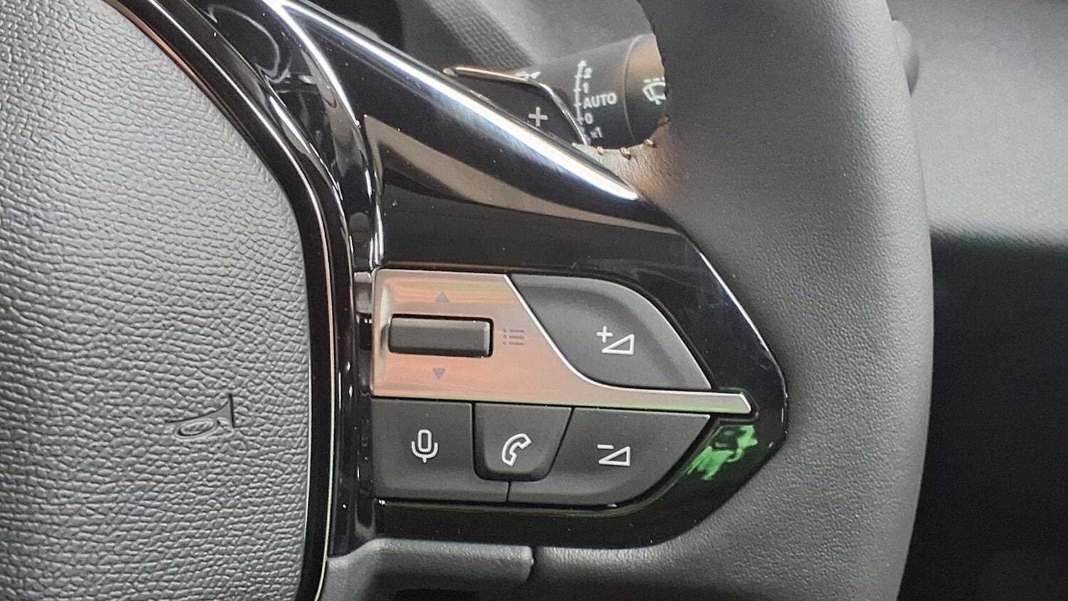 Used Peugeot 308 for sale - 77860839: Photo 28