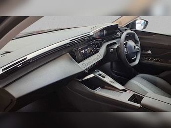 Used Peugeot 308 2025 for sale - 77860839: Photo