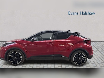 Used Toyota C-HR 2023 for sale - 77856744: Photo