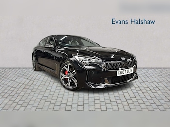 Used Kia Stinger 2017 for sale - 77859600: Photo