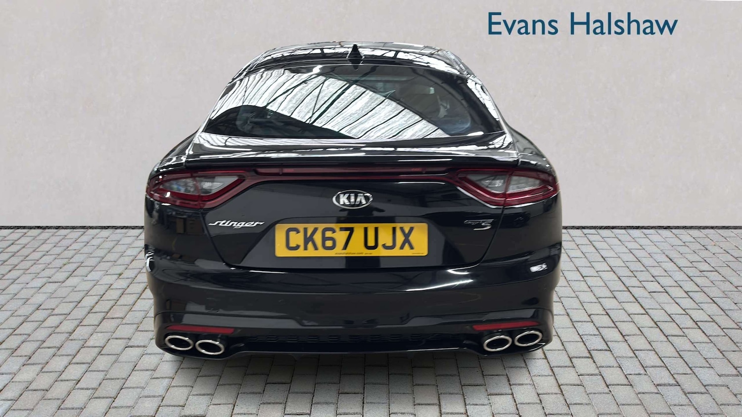 Used Kia Stinger 2017 for sale - 77859600: Photo 5