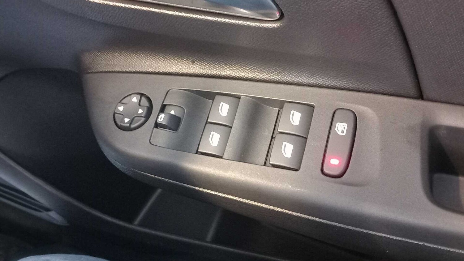 Used Vauxhall Corsa for sale - 77861850: Photo 20