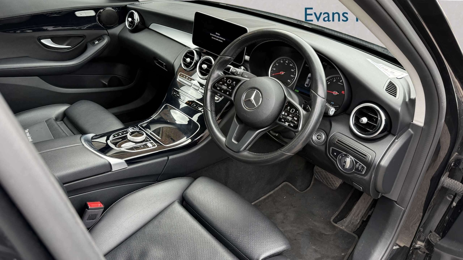 Used Mercedes-Benz C Class 2018 for sale - 78090142: Photo 5