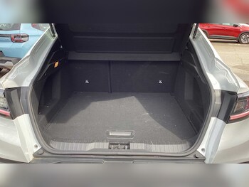 Used Renault Arkana 2024 for sale - 78407524: Photo