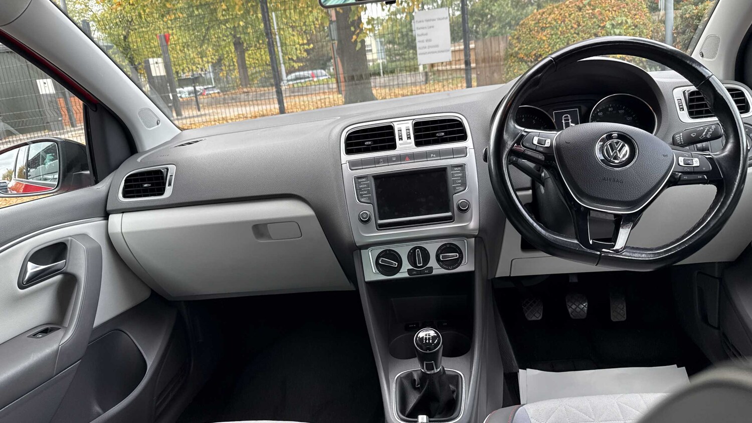 Used Volkswagen Polo 2017 for sale - 77858189: Photo 13