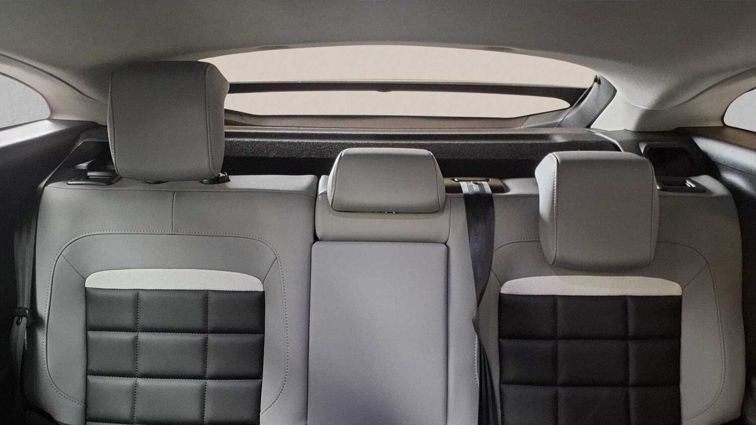 Used Citroen C4 2025 for sale - 77858192: Photo 11