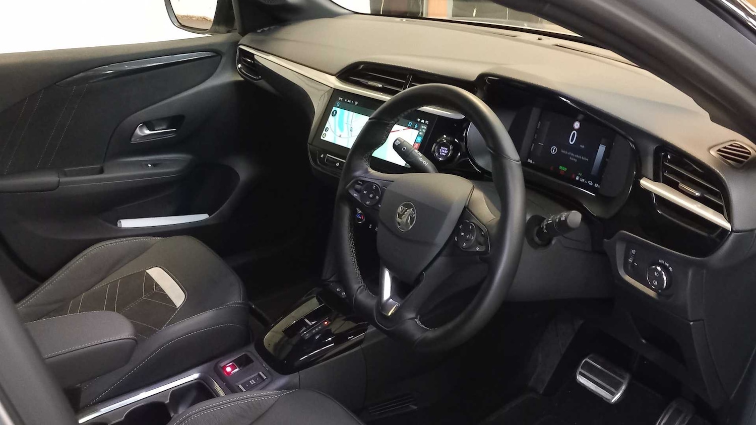 Used Vauxhall Corsa 2024 for sale - 77972883: Photo 2