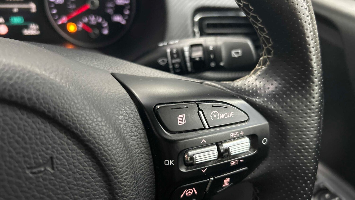 Used Kia Stonic for sale - 77861769: Photo 26