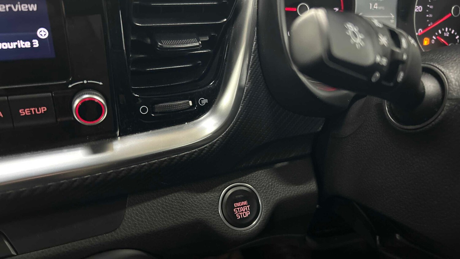 Used Kia Stonic for sale - 77861769: Photo 27