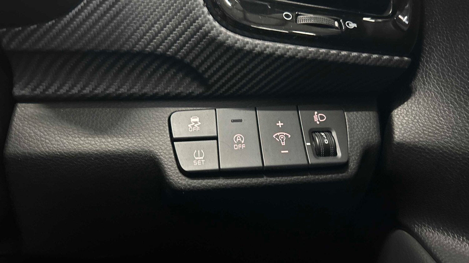 Used Kia Stonic for sale - 77861769: Photo 29