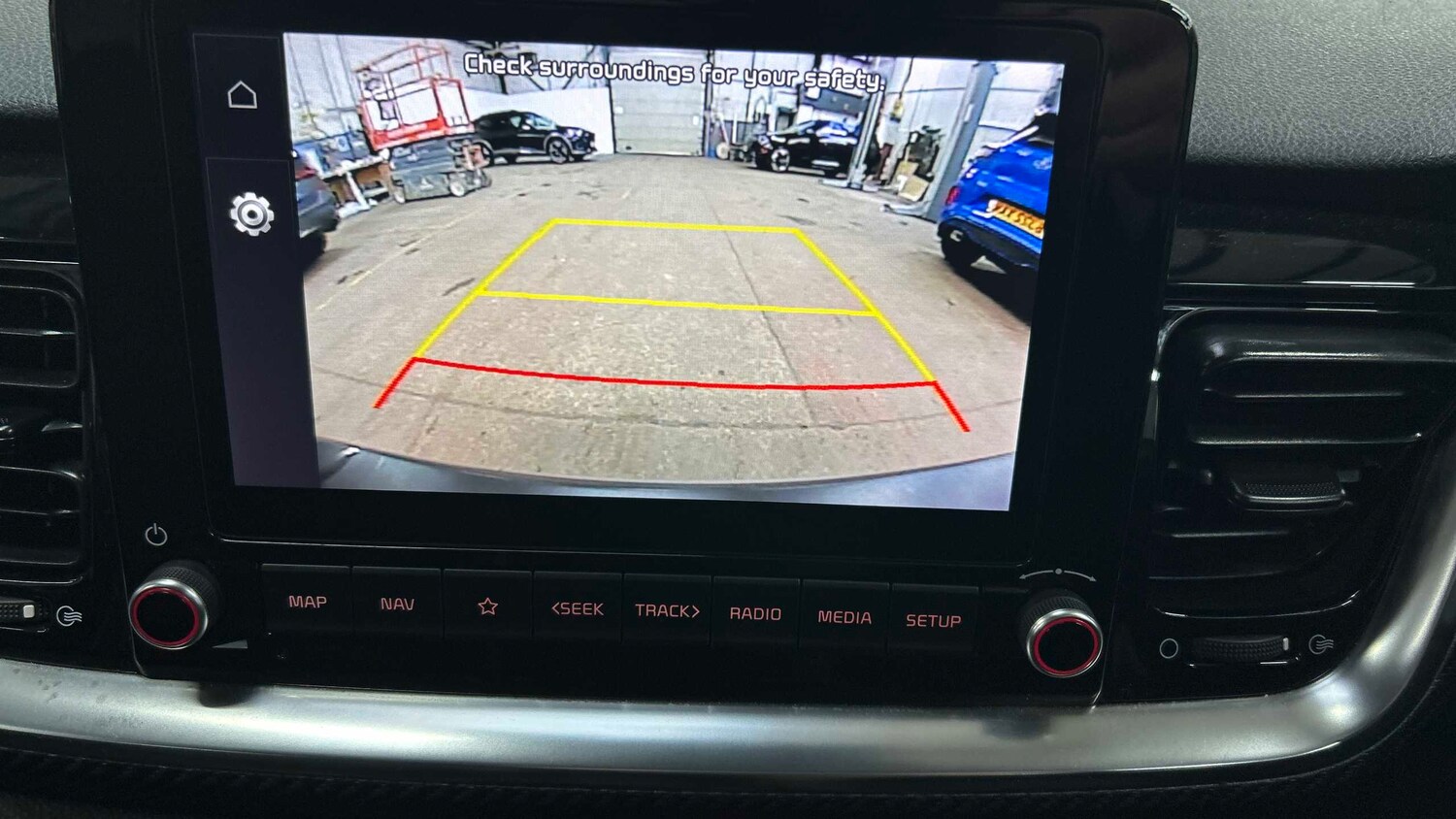 Used Kia Stonic for sale - 77861769: Photo 31