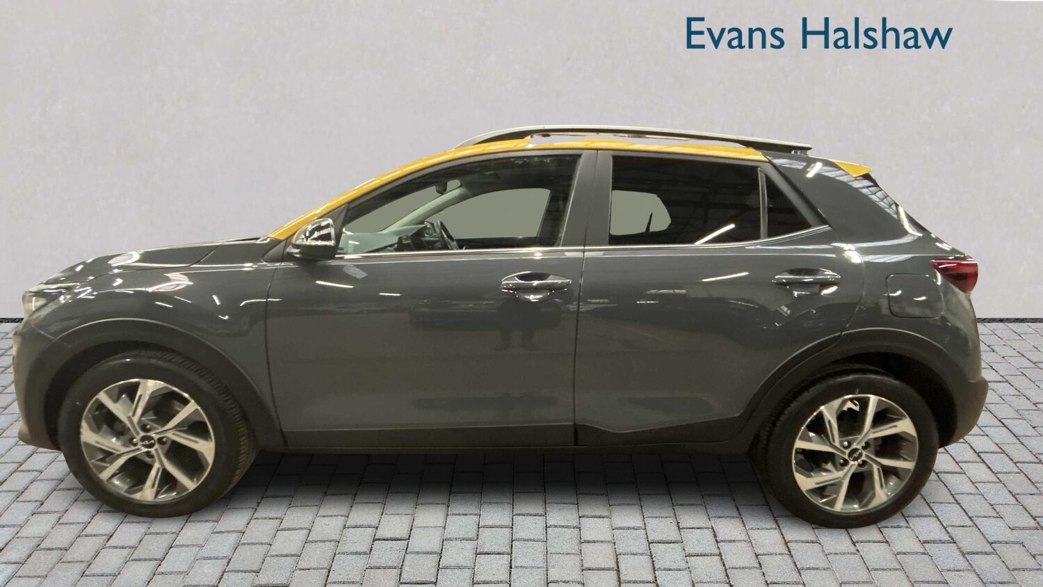 Used Kia Stonic for sale - 77861769: Photo 8