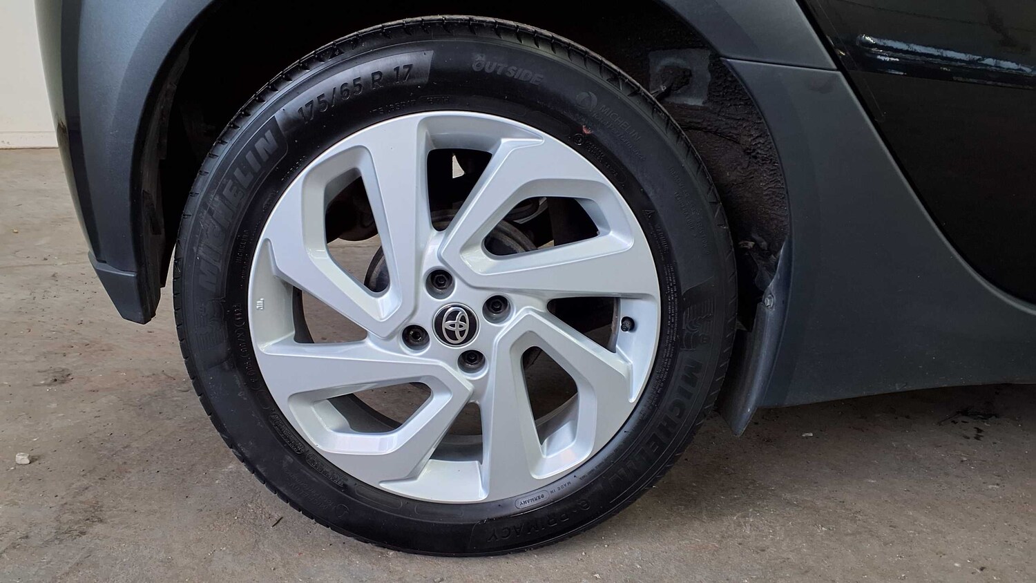 Used Toyota Aygo X 2023 for sale - 77858194: Photo 12