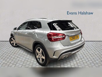 Used Mercedes-Benz GLA 2015 for sale - 77861354: Photo