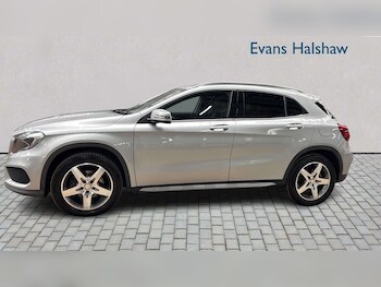 Used Mercedes-Benz GLA 2015 for sale - 77861354: Photo