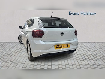 Used Volkswagen Polo 2019 for sale - 79051702: Photo