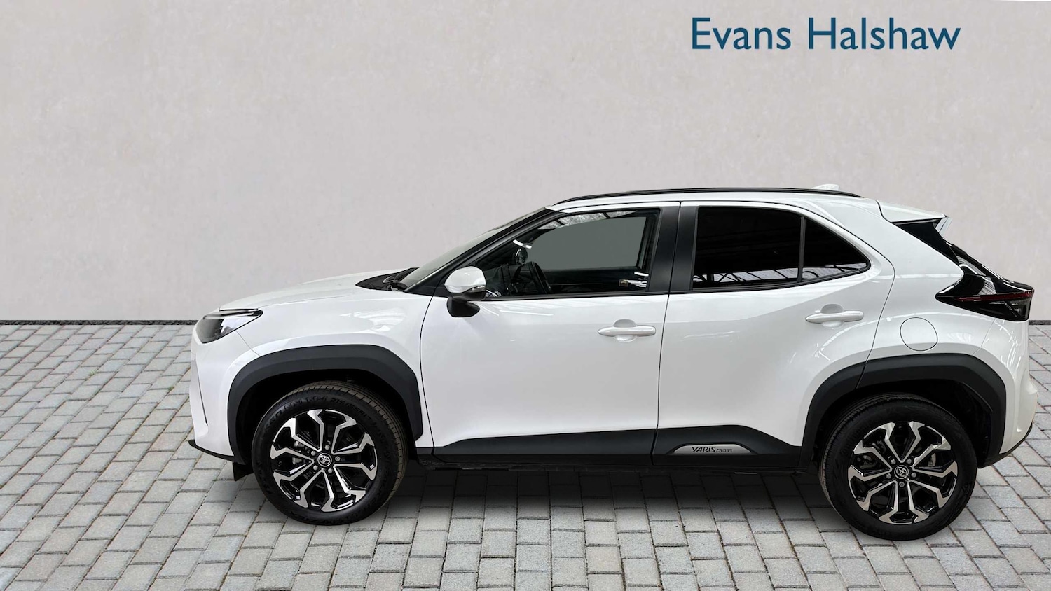 Used Toyota Yaris Cross for sale - 77862659: Photo 3