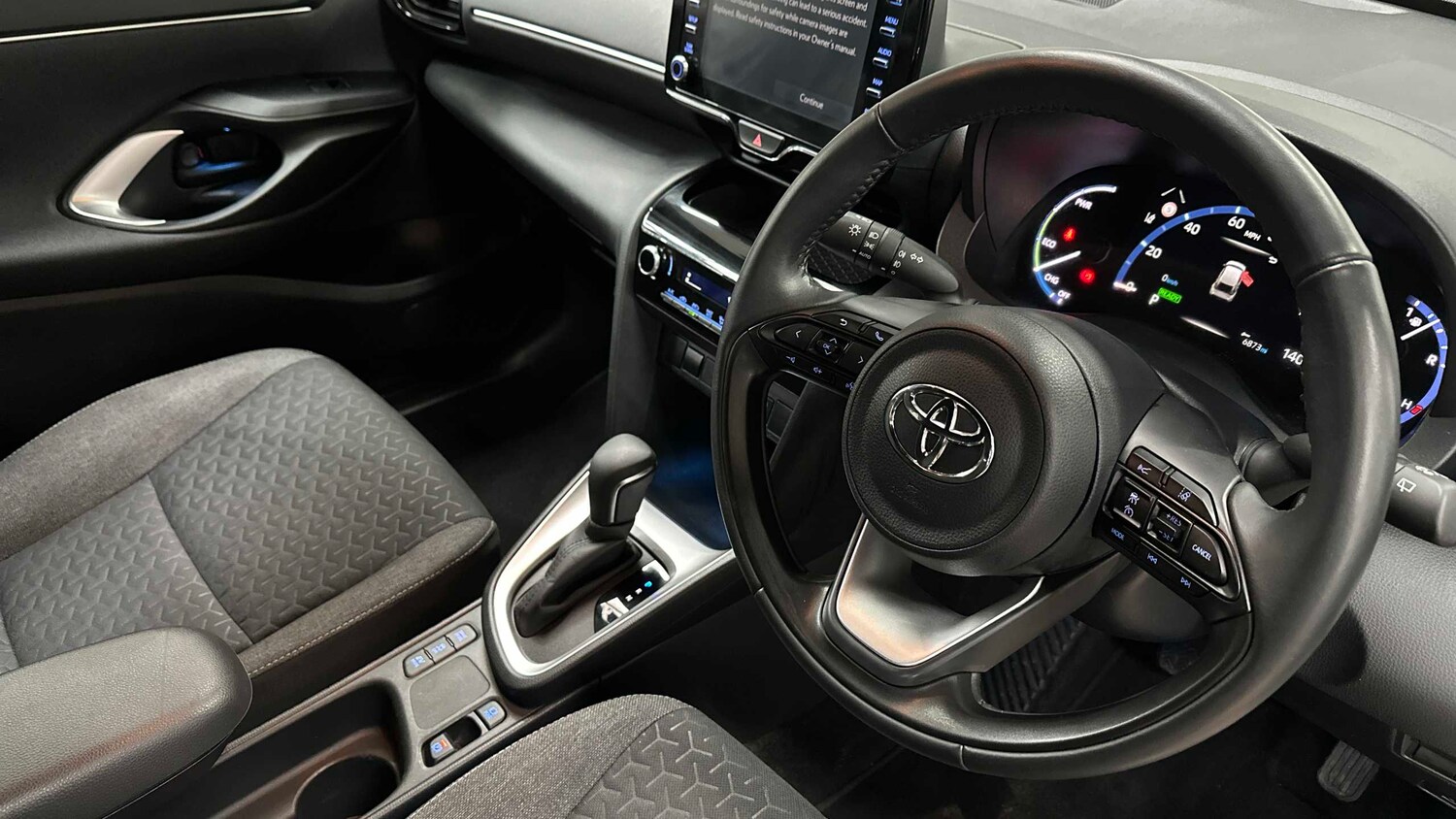 Used Toyota Yaris Cross for sale - 77862659: Photo 8