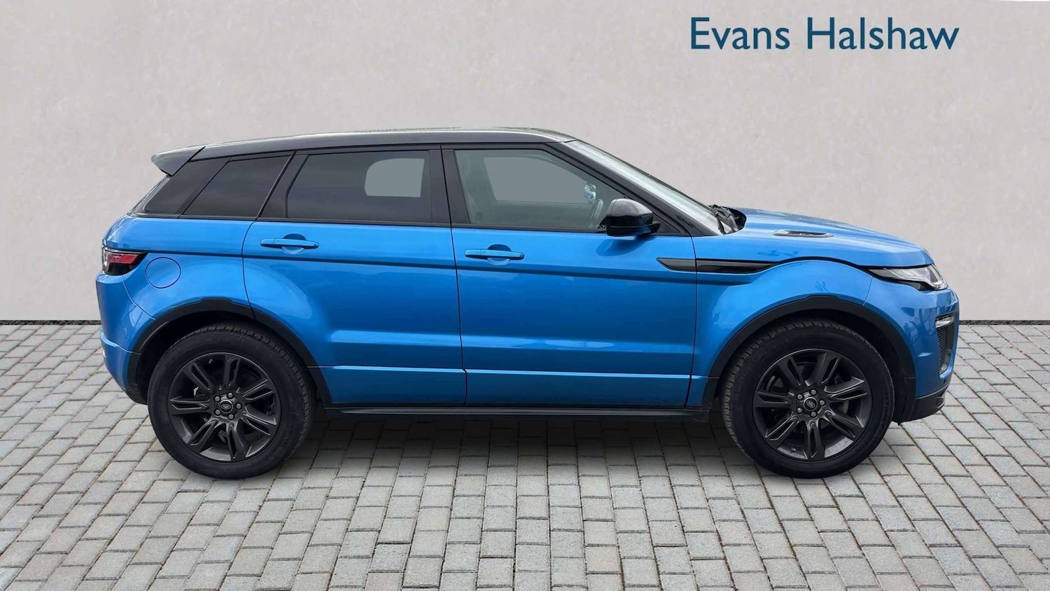 Used Land Rover Range Rover Evoque 2019 for sale - 77942930: Photo 4