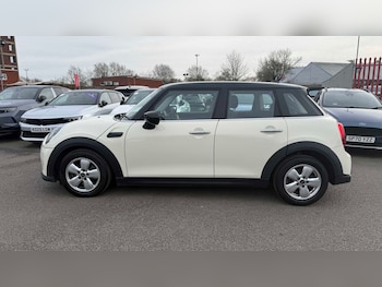 Used MINI Hatch 2021 for sale - 77859519: Photo
