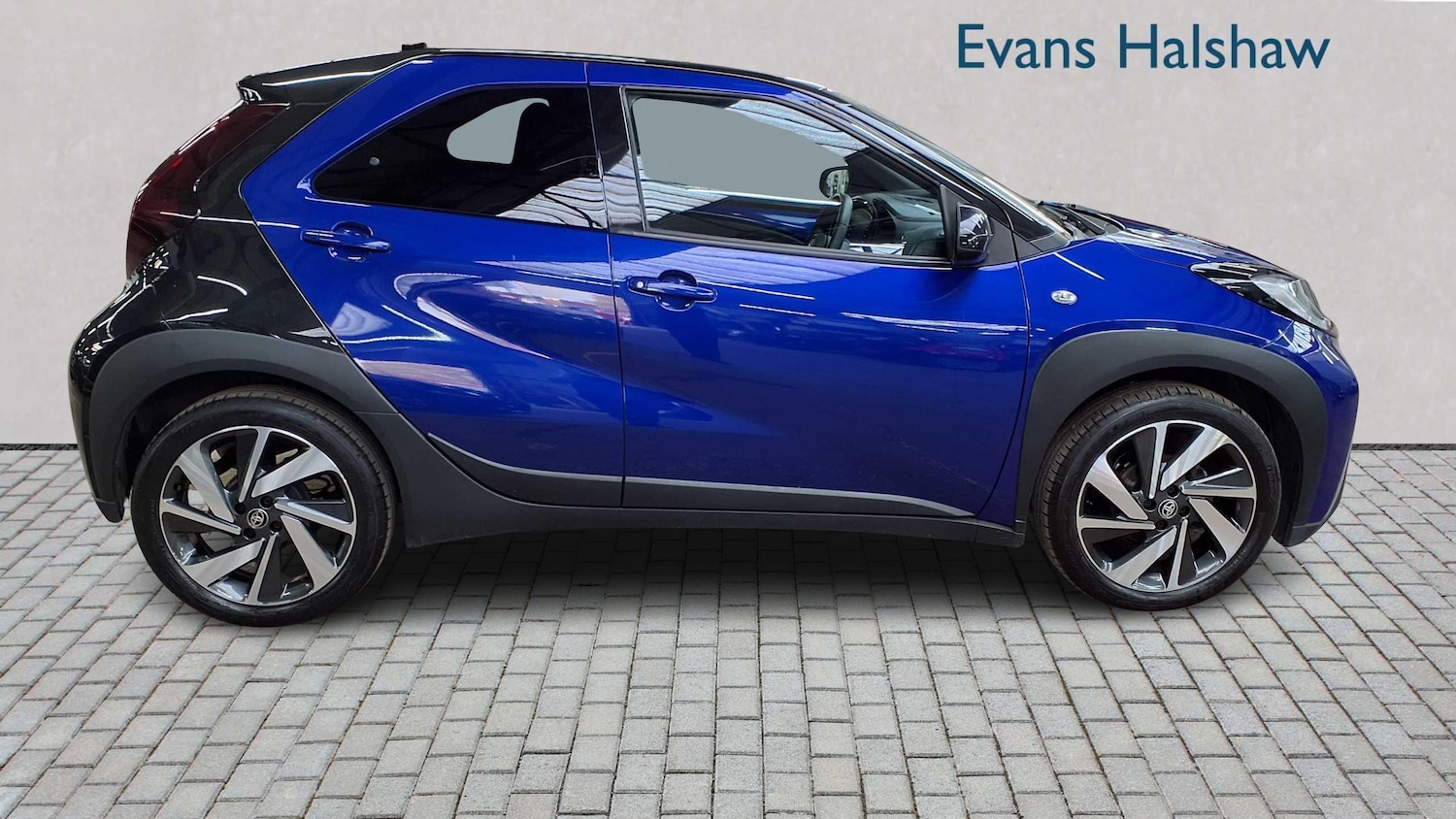 Used Toyota Aygo X 2023 for sale - 77856637: Photo 5