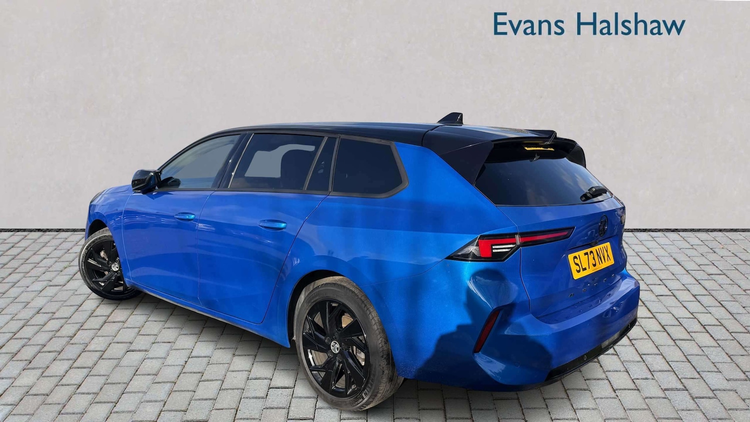 Used Vauxhall Astra 2023 for sale - 77859055: Photo 2