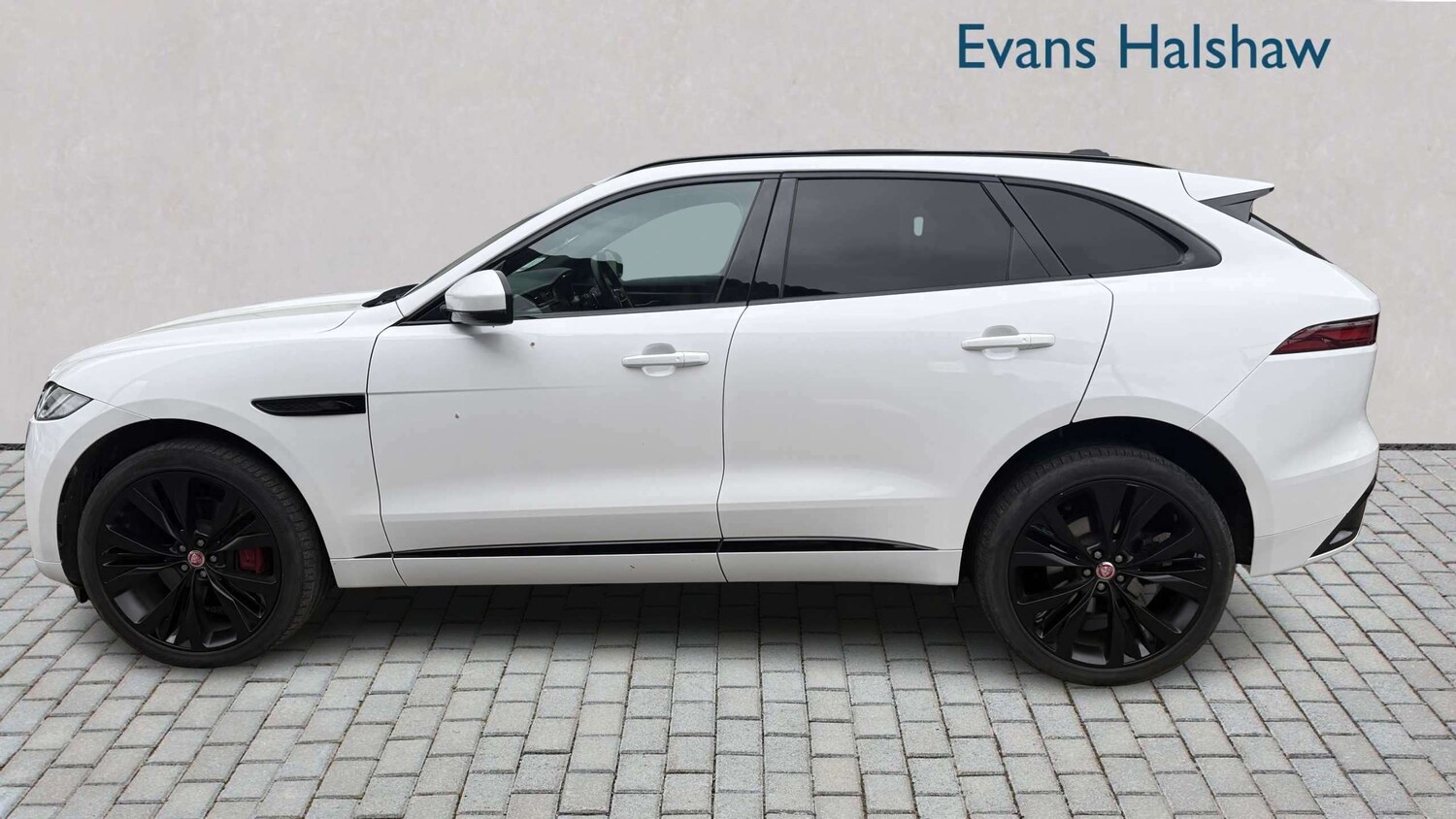 Used Jaguar F-Pace 2022 for sale - 78010301: Photo 3