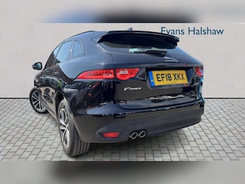 Used Jaguar F-Pace 2018 for sale - 79015165: Photo