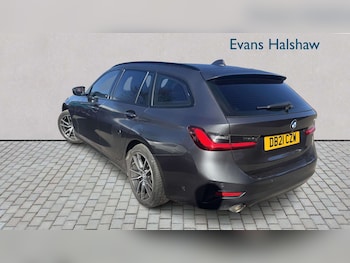 Used BMW 3 Series 2021 for sale - 78209365: Photo